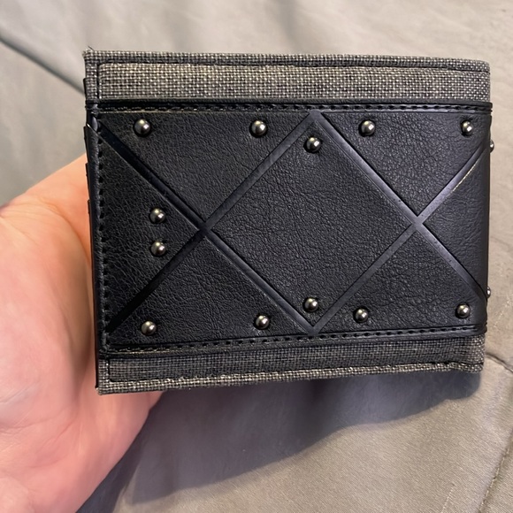 The Elder Scrolls Skyrim Betheada brand new wallet - Picture 2 of 3